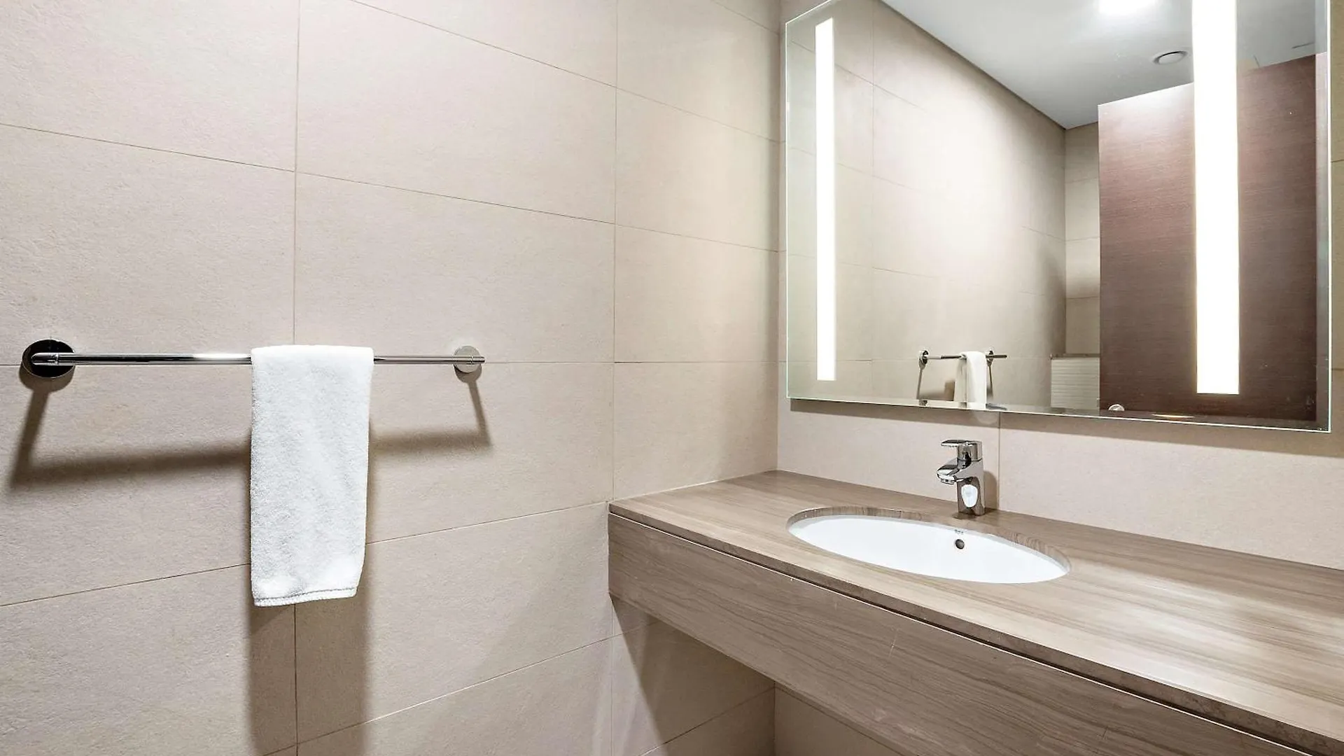 Silkhaus Spacious 2 Bdr Reem Central Park Nearby Abu Zabi Apartament